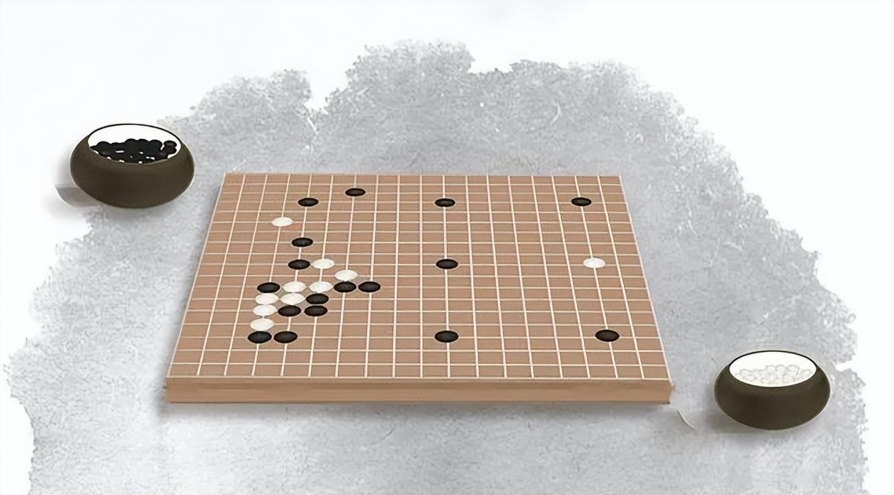 下五子棋技巧和套路（五子棋的十二套必杀技是什么）