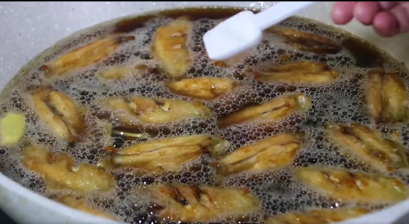 可乐鸡翅的制作方法（可乐鸡翅的正宗制作方法）